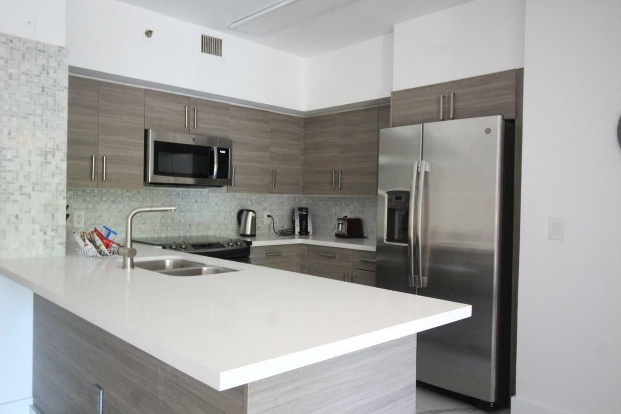 Yacht Club At Aventura 2 Bed 2 Bath Luxurius Cozy Brand New Exterior foto