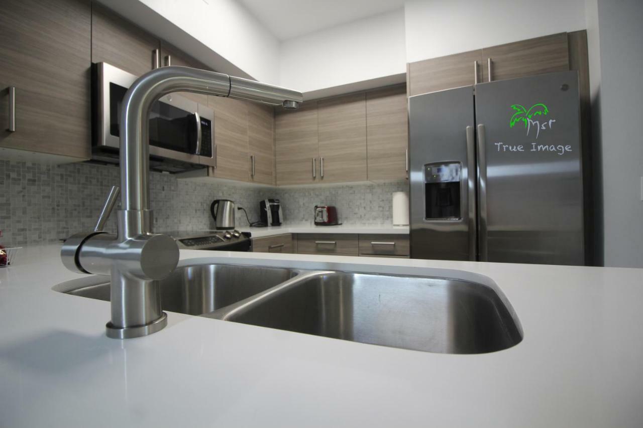 Yacht Club At Aventura 2 Bed 2 Bath Luxurius Cozy Brand New Exterior foto