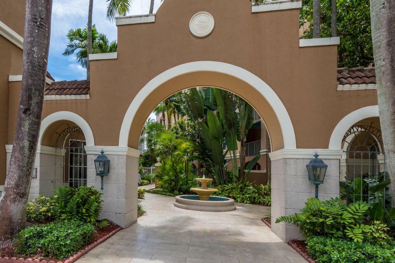 Yacht Club At Aventura 2 Bed 2 Bath Luxurius Cozy Brand New Exterior foto