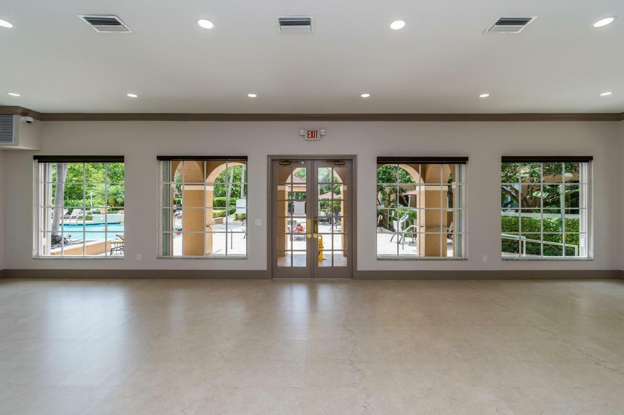 Yacht Club At Aventura 2 Bed 2 Bath Luxurius Cozy Brand New Exterior foto